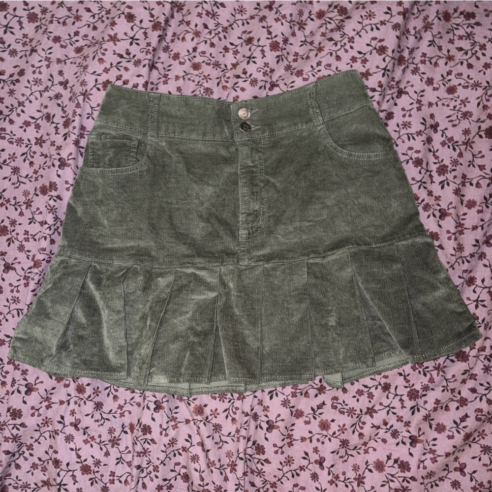 Hollister Army Green Corduroy Pleated Skirt
